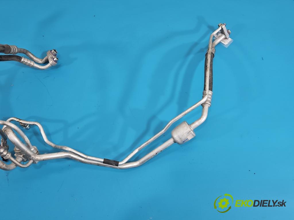 Opel Corsa E 2014-2019 1.4 16V 90 hp manual 66 kW 1398 cm3 5- trubka klíma 39084088