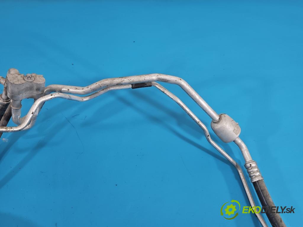 Opel Corsa E 2014-2019 1.4 16V 90 hp manual 66 kW 1398 cm3 5- trubka klíma 39084088