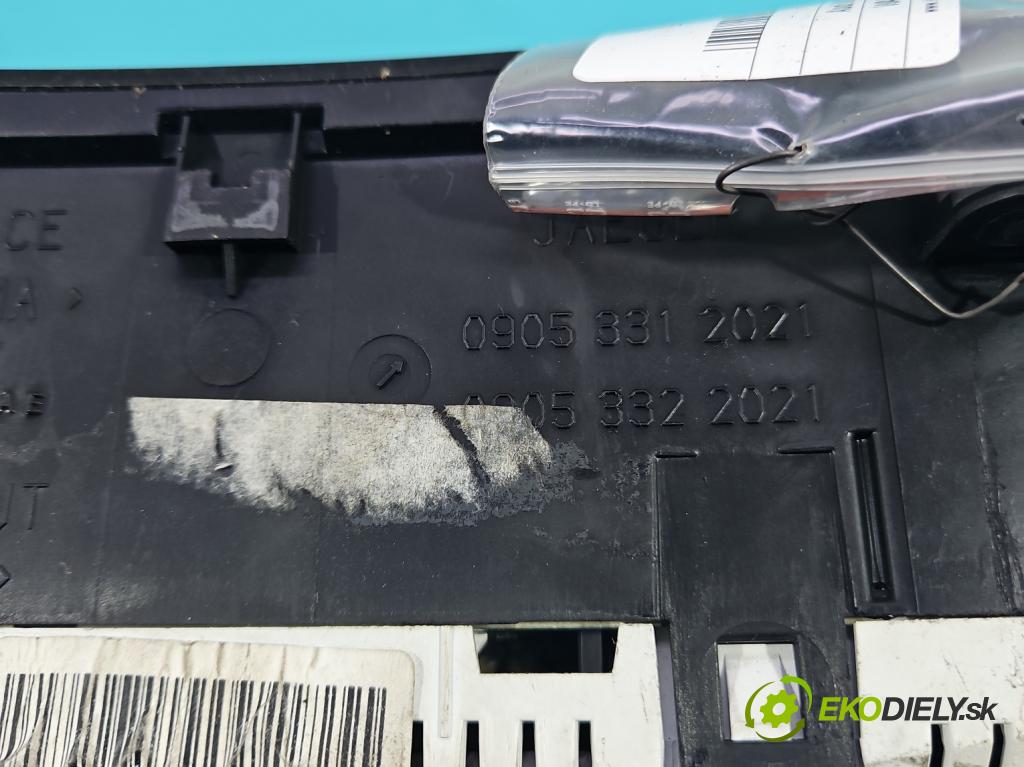 Audi A3 8L 1996-2003 1.6 sr 102 HP manual 75 kW 1595 cm3 3- prístrojovka/ budíky 8L0920900F (Prístrojová doska)