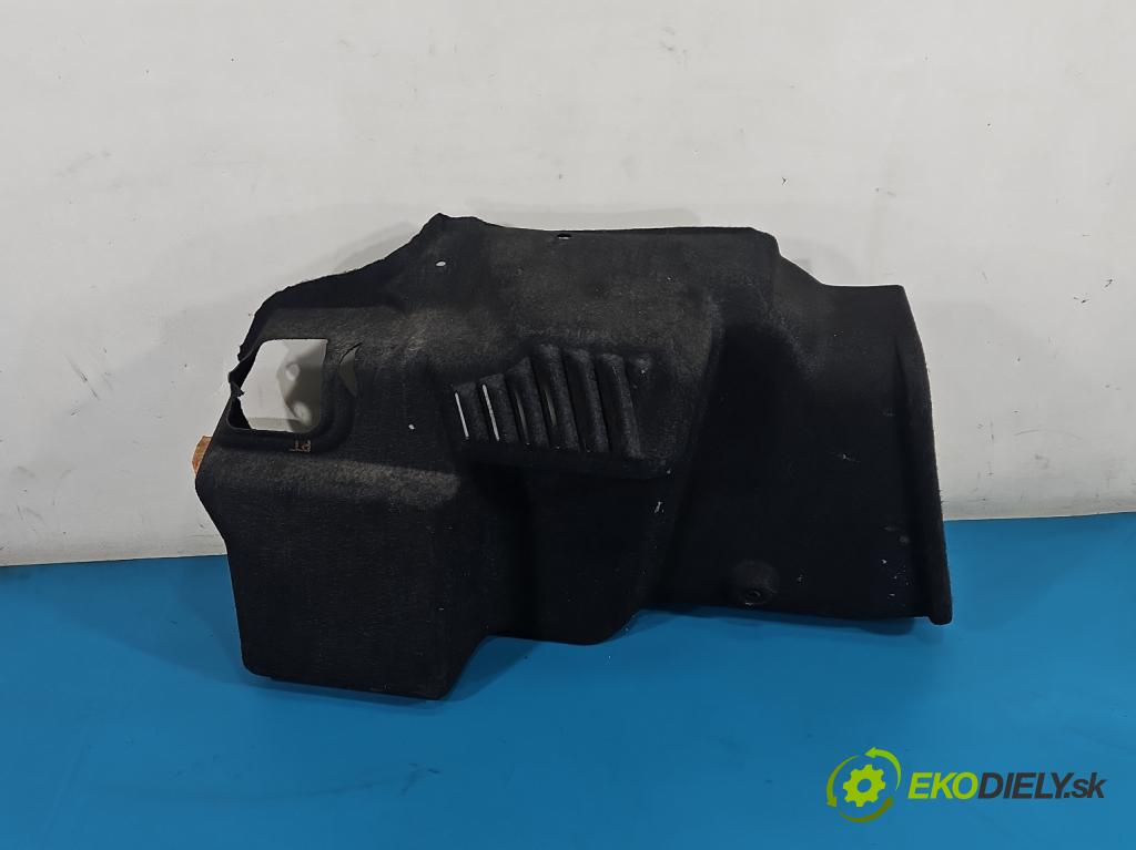 Alfa romeo 159 1.9 JTS 160 hp manual 118 kW 1859 cm3 4- Tapacír: kufra: pravé
