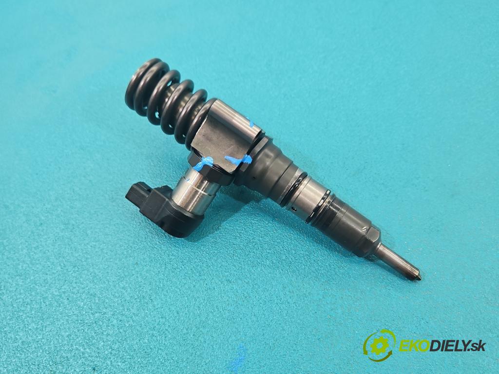 Vw Passat B6 2005-2010 2.0 tdi 140 HP manual 103 kW 1968 cm3 4- vstrekovacie čerpadlo 03G130073S (Vstrekovač paliva)