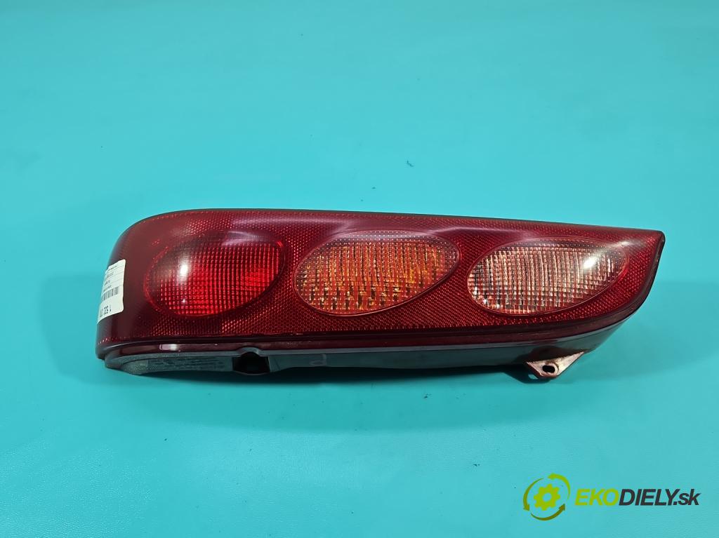 Fiat Seicento 0.9 39 HP manual 29 kW 899 cm3 3- svetlo / reflektor zadné pravé (Kľučka dverí ostatné)