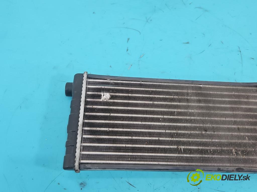 Fiat Seicento 0.9 39 HP manual 29 kW 899 cm3 3- chladič voda: (Chladič vody)