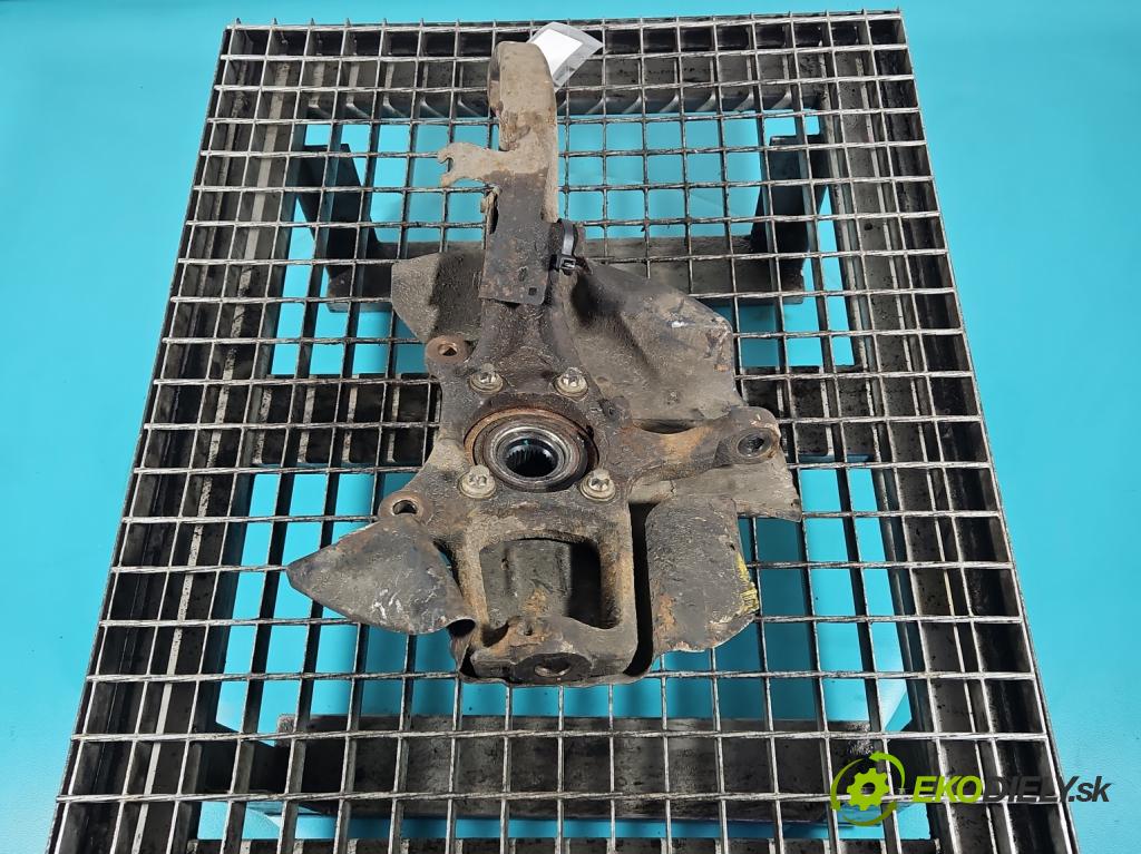 Alfa romeo 159 1.9 JTS 160 hp manual 118 kW 1859 cm3 4- náboj levé  (Náboj kola)