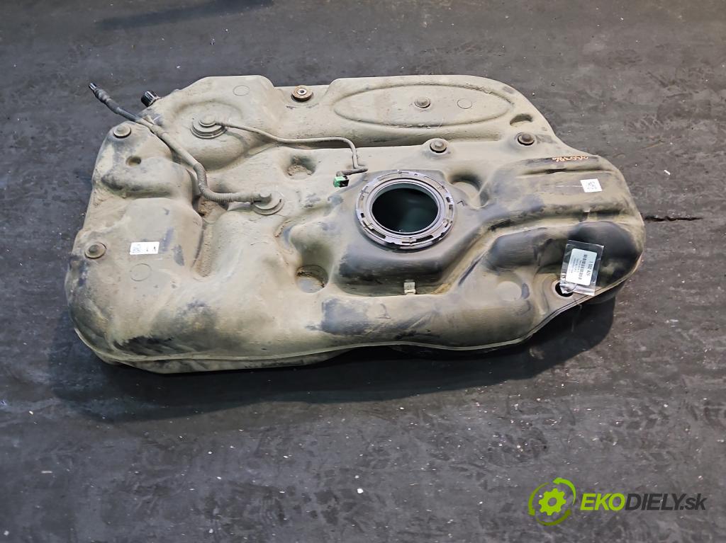 Toyota Rav4 V 2018- 2.5 hybrid 178HP: automatic 131 kW 2487 cm3 5- Nádrž: palivo 77111-42131 (Palivová nádrž)