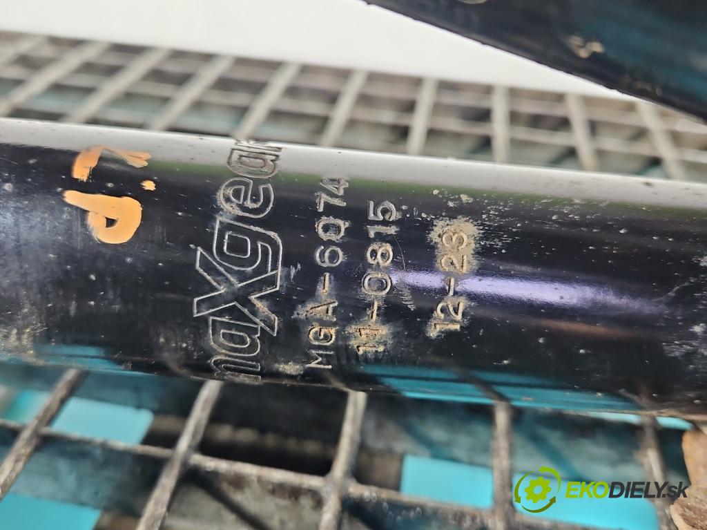 Alfa romeo 159 1.9 JTS 160 HP manual 118 kW 1859 cm3 4- tlmič predné komplet