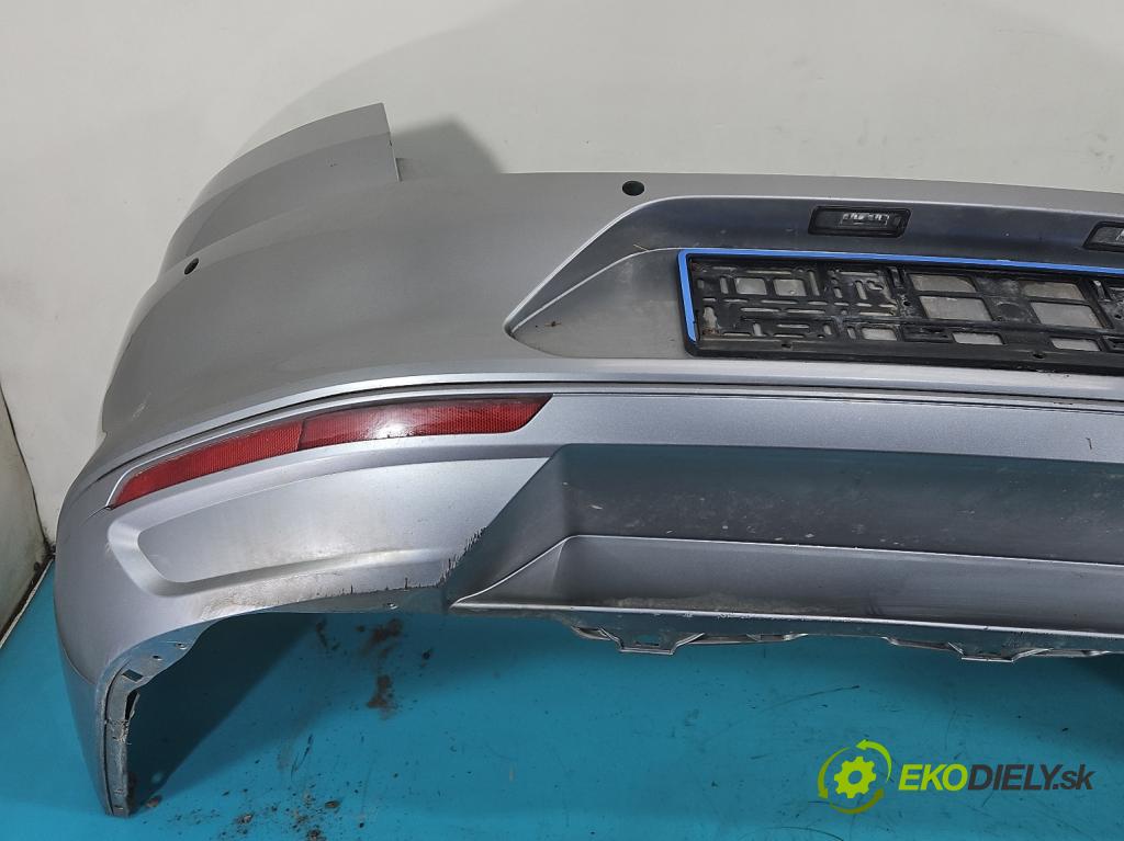 Vw Passat B8 2014 - 1.4 tsi 125 HP manual 92 kW 1395 cm3 4- nárazník zadné  (Kľučka dverí ostatné)