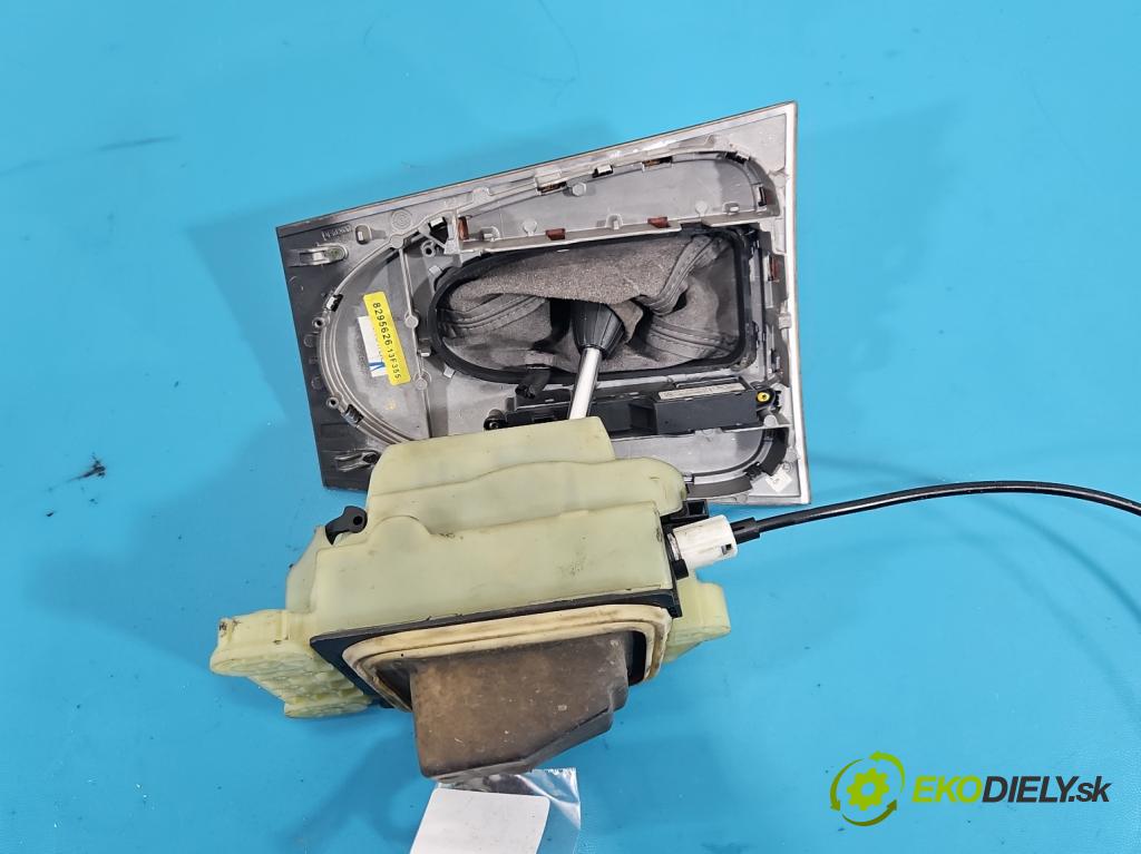 Mercedes E W211 2002-2009 3.2 cdi (648961) 204 HP automatic 150 kW 3222 cm3 5- Páka: Změny: stupeň,rýchlosť A2112673224 (Rýchlostná páka (kulisa))