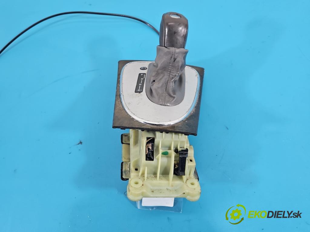 Mercedes E W211 2002-2009 3.2 cdi (648961) 204 HP automatic 150 kW 3222 cm3 5- Páka: Změny: stupeň,rýchlosť A2112673224 (Rýchlostná páka (kulisa))