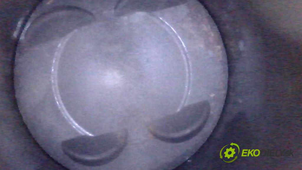 Ford Focus Mk3 2010-2018 1.6 16v 105 HP manual 77 kW 1596 cm3 5- motor benzín: IQDB