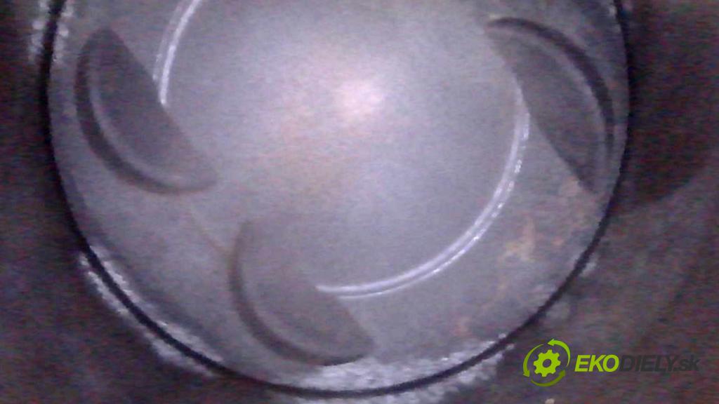 Ford Focus Mk3 2010-2018 1.6 16v 105 HP manual 77 kW 1596 cm3 5- motor benzín: IQDB