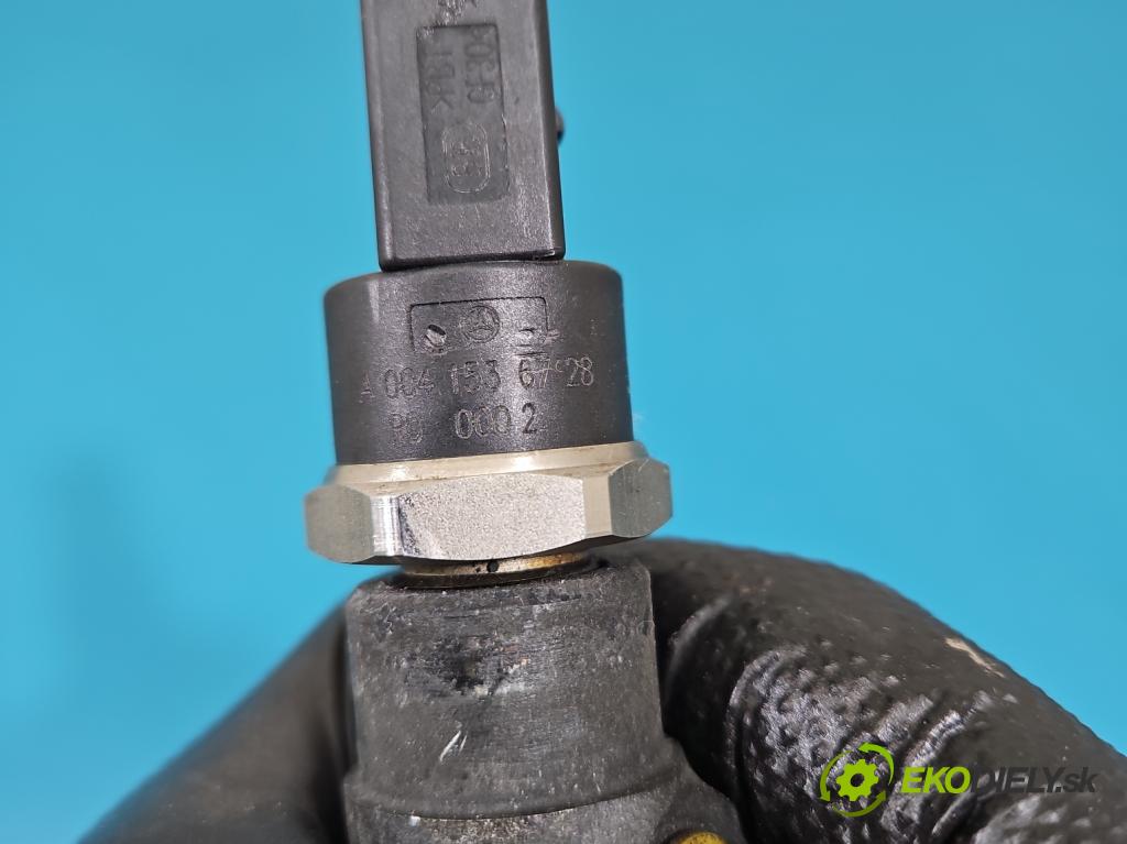 Mercedes E W211 2002-2009 3.2 cdi 204 hp automatic 150 kW 3222 cm3 5- lišta vstřikovací 0445216007 (Vstřikovací lišta)