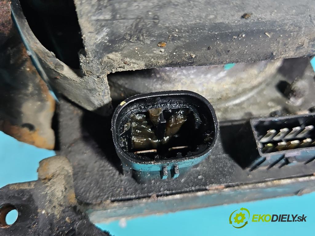 Peugeot 807 2002-2014 2.0 16V 140 HP manual 103 kW 1997 cm3 5- čerpadlo posilovač A5095964F (Servočerpadlo)