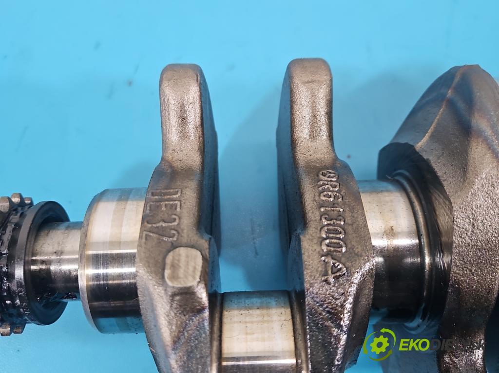 Mercedes E W211 2002-2009 3.2 cdi 204 HP automatic 150 kW 3222 cm3 5- Hřídel: kľukový R61300 (Blok motora ostatné)