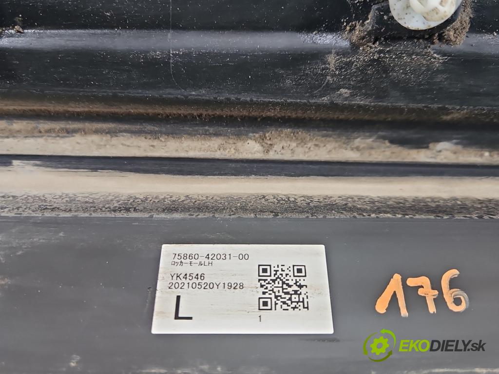 Toyota Rav4 V 2018- 2.5 hybrid 178HP: automatic 131 kW 2487 cm3 5- lišta práh: ľavé 75860-42030 (Lišta prahová)