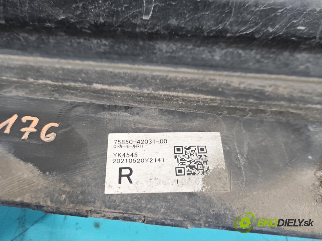 Toyota Rav4 V 2018- 2.5 hybrid 178HP: automatic 131 kW 2487 cm3 5- lišta práh: pravé 75850-42031-00 (Lišta prahová)