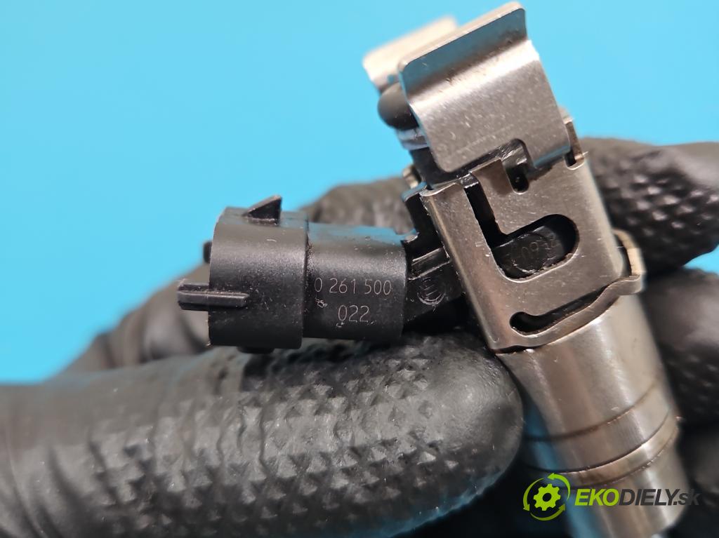 Alfa romeo 159 1.9 JTS 160 HP manual 118 kW 1859 cm3 4- vstrek 0261500022 (Vstrekovač paliva)