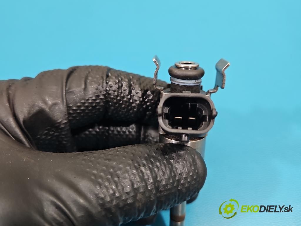 Alfa romeo 159 1.9 JTS 160 HP manual 118 kW 1859 cm3 4- vstrek 0261500022 (Vstrekovač paliva)