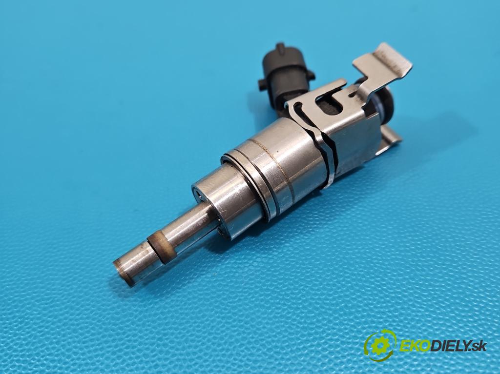 Alfa romeo 159 1.9 JTS 160 HP manual 118 kW 1859 cm3 4- vstrek 0261500022 (Vstrekovač paliva)