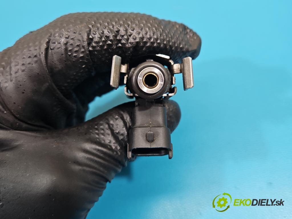 Alfa romeo 159 1.9 JTS 160 HP manual 118 kW 1859 cm3 4- vstrek 0261500022 (Vstrekovač paliva)