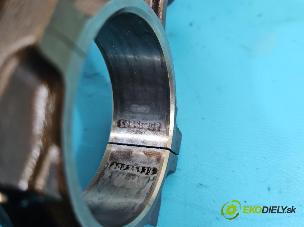 Alfa romeo 159 1.9 JTS 160 HP manual 118 kW 1859 cm3 4- piest (Piest)