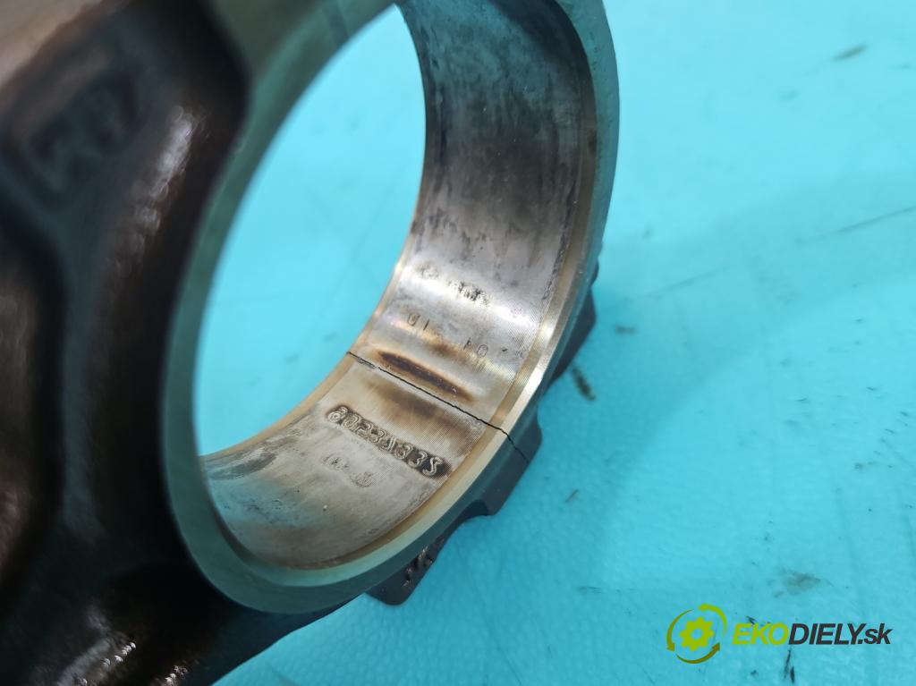 Alfa romeo 159 1.9 JTS 160 HP manual 118 kW 1859 cm3 4- piest (Piest)