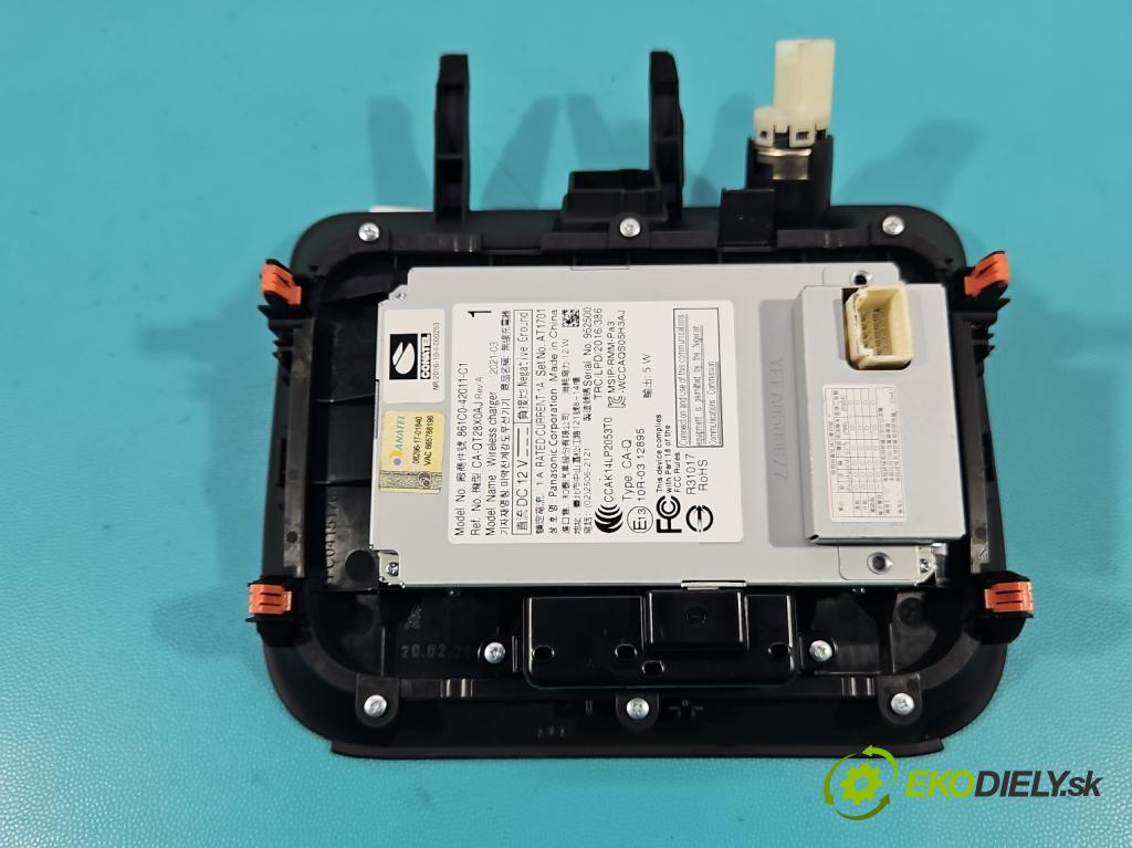 Toyota Rav4 V 2018- 2.5 hybrid 178KM automatic 131 kW 2487 cm3 5- Nabíječka 861C0-42011-C1