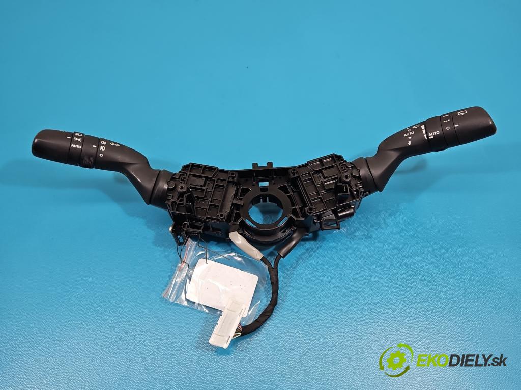 Toyota Rav4 V 2018- 2.5 hybrid 178HP: automatic 131 kW 2487 cm3 5- prepínač komplex: 42200-17L021 (Prepínacie páčky pod volantom)