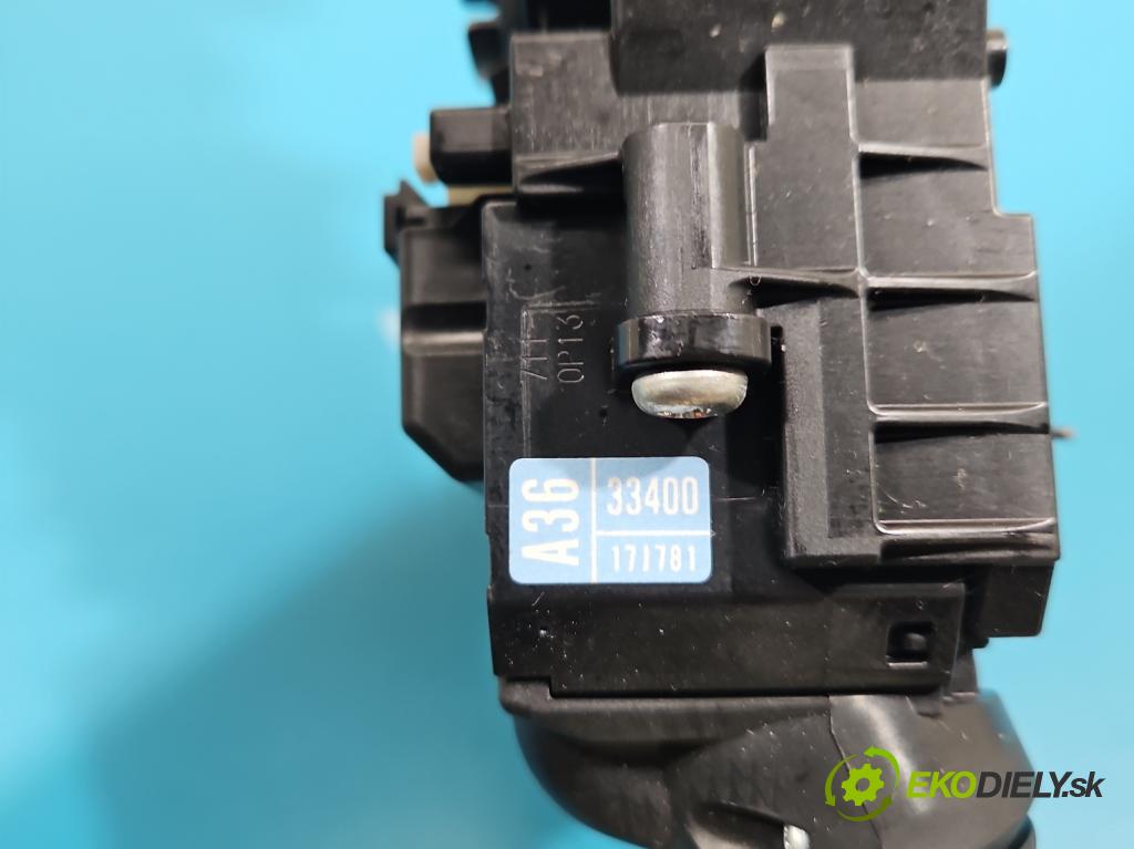 Toyota Rav4 V 2018- 2.5 hybrid 178HP: automatic 131 kW 2487 cm3 5- prepínač komplex: 42200-17L021 (Prepínacie páčky pod volantom)