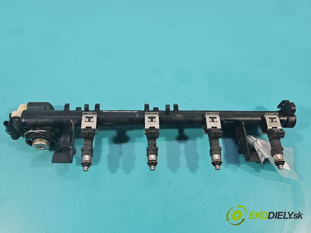 Ford Focus Mk3 2010-2018 1.6 16v 105 hp manual 77 kW 1596 cm3 5- vstřikovač 0280158207 (Vstřikovač paliva)