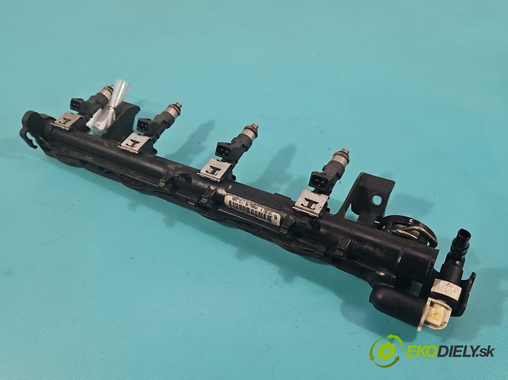 Ford Focus Mk3 2010-2018 1.6 16v 105 hp manual 77 kW 1596 cm3 5- vstřikovač 0280158207 (Vstřikovač paliva)