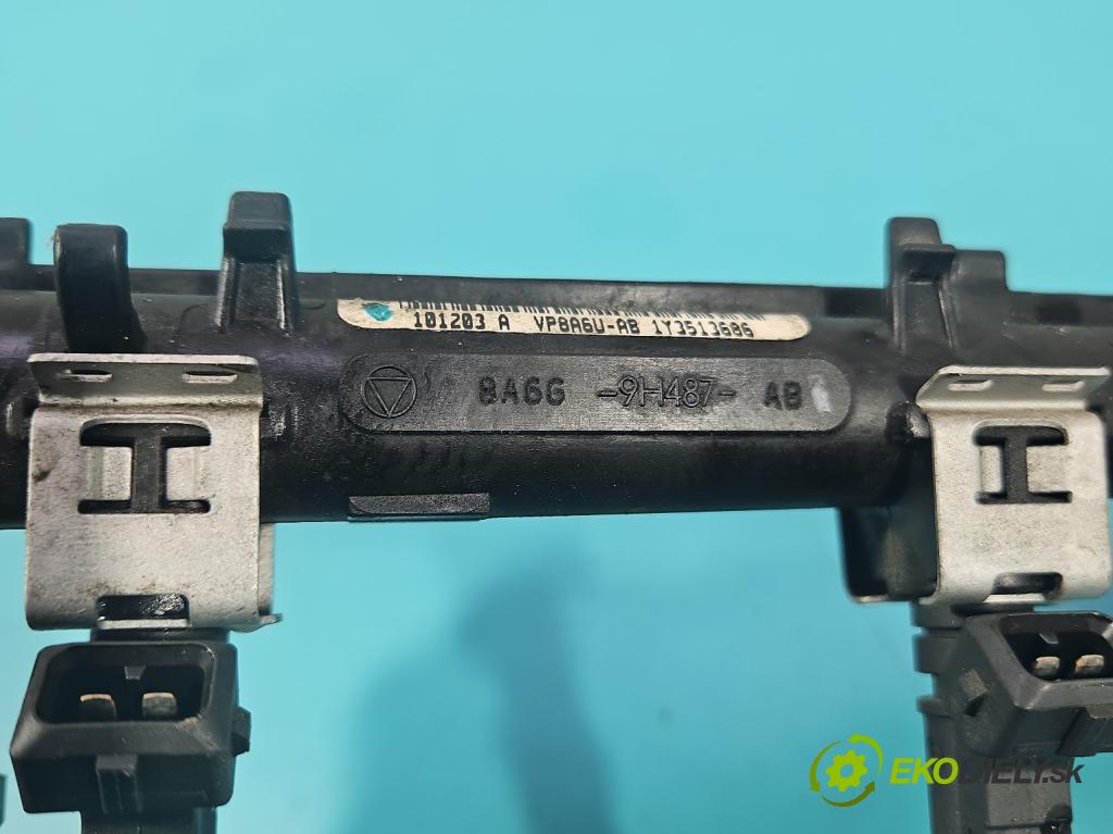 Ford Focus Mk3 2010-2018 1.6 16v 105 hp manual 77 kW 1596 cm3 5- vstřikovač 0280158207 (Vstřikovač paliva)