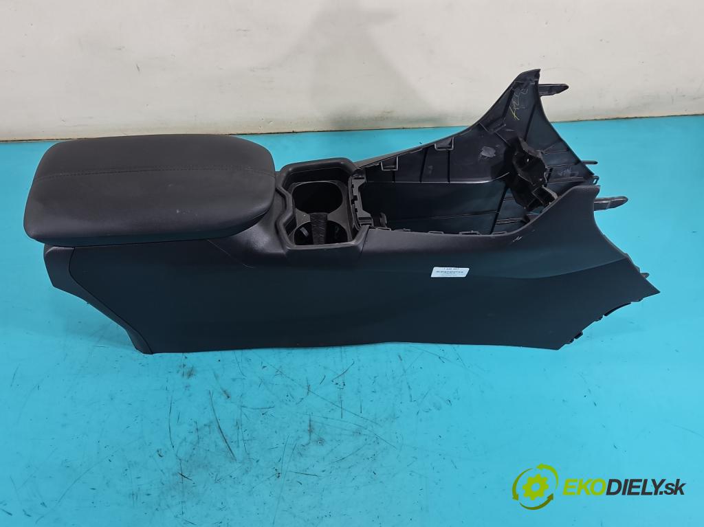 Toyota Rav4 V 2018- 2.5 hybrid 178HP: automatic 131 kW 2487 cm3 5- operadlo 58810-42010 (Lakťová opierka)