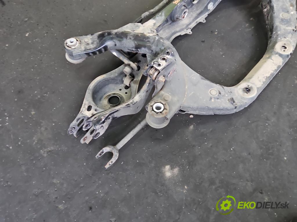 Toyota Rav4 V 2018- 2.5 hybrid 178HP: automatic 131 kW 2487 cm3 5- zadna výstuha  (Výstuha zadná)