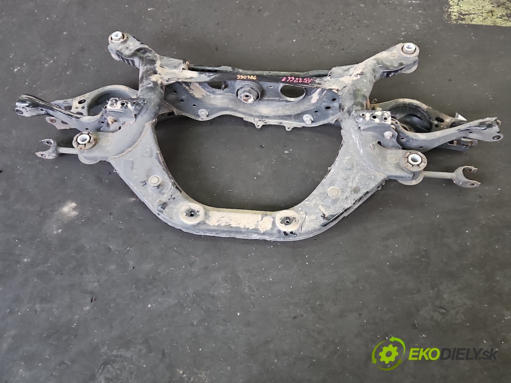 Toyota Rav4 V 2018- 2.5 hybrid 178HP: automatic 131 kW 2487 cm3 5- zadna výstuha  (Výstuha zadná)