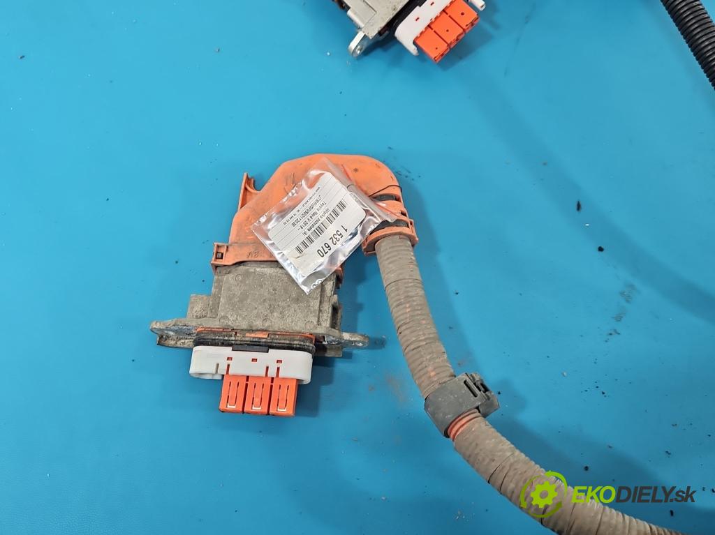 Toyota Rav4 V 2018- 2.5 hybrid 178HP: automatic 131 kW 2487 cm3 5- Zväzok: ostatné 82821-47350