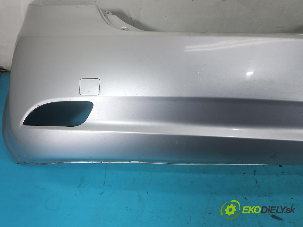 Kia Ceed I 2006-2012 1.4 16v 109 HP manual 80 kW 1396 cm3 5- nárazník zadné  (Kľučka dverí ostatné)