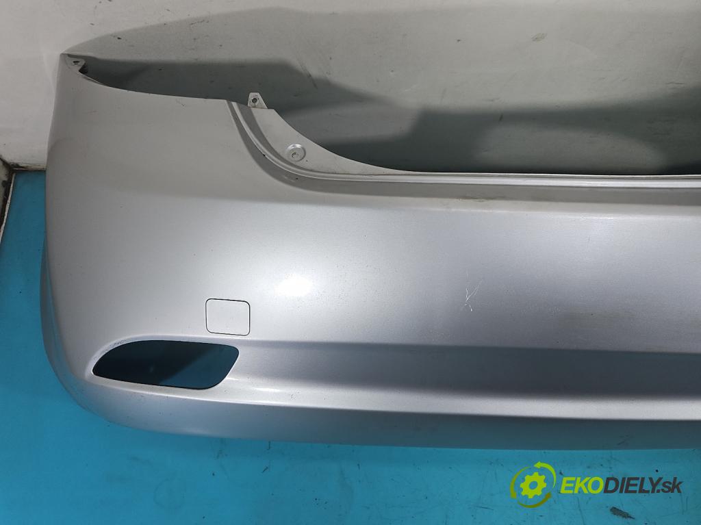 Kia Ceed I 2006-2012 1.4 16v 109 HP manual 80 kW 1396 cm3 5- nárazník zadné  (Kľučka dverí ostatné)