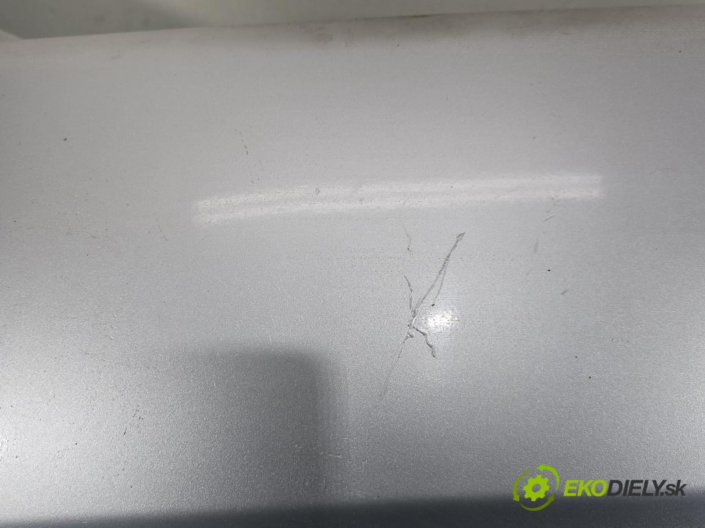 Kia Ceed I 2006-2012 1.4 16v 109 HP manual 80 kW 1396 cm3 5- nárazník zadné  (Kľučka dverí ostatné)