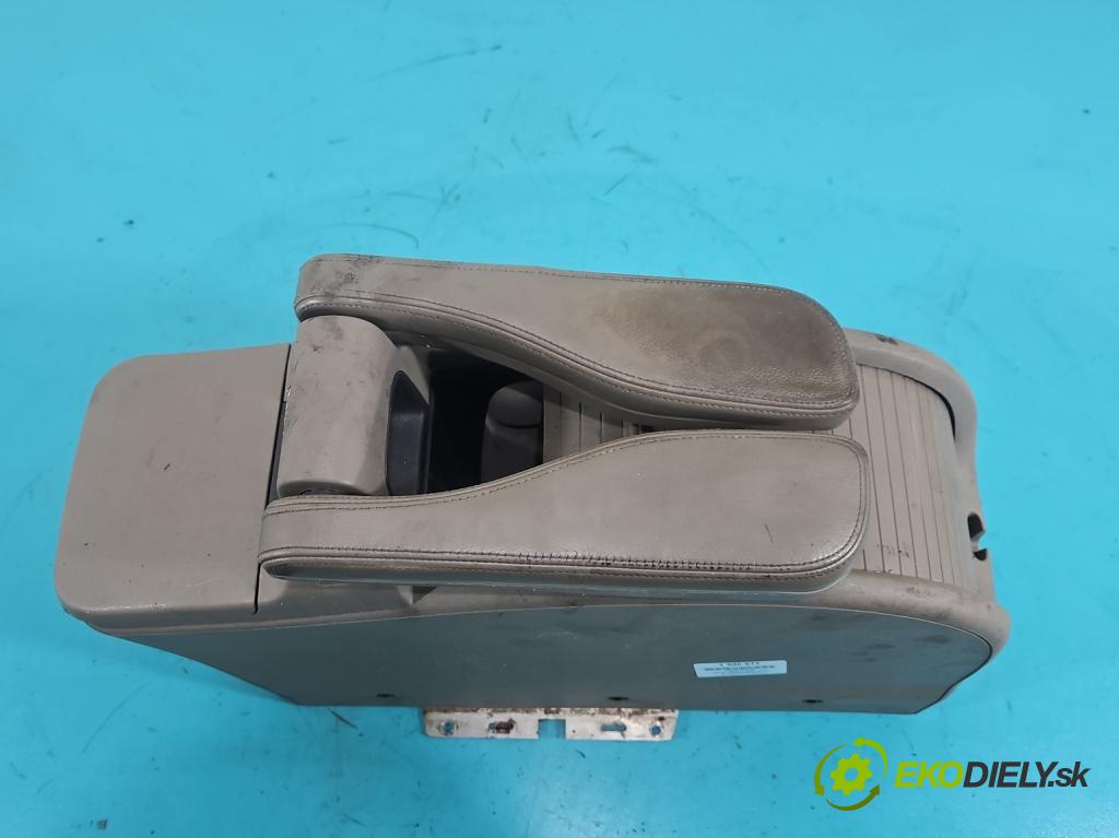 Renault Scenic II 2003-2009 1.9 dci 120 HP manual 88 kW 1870 cm3 5- operadlo  (Lakťová opierka)