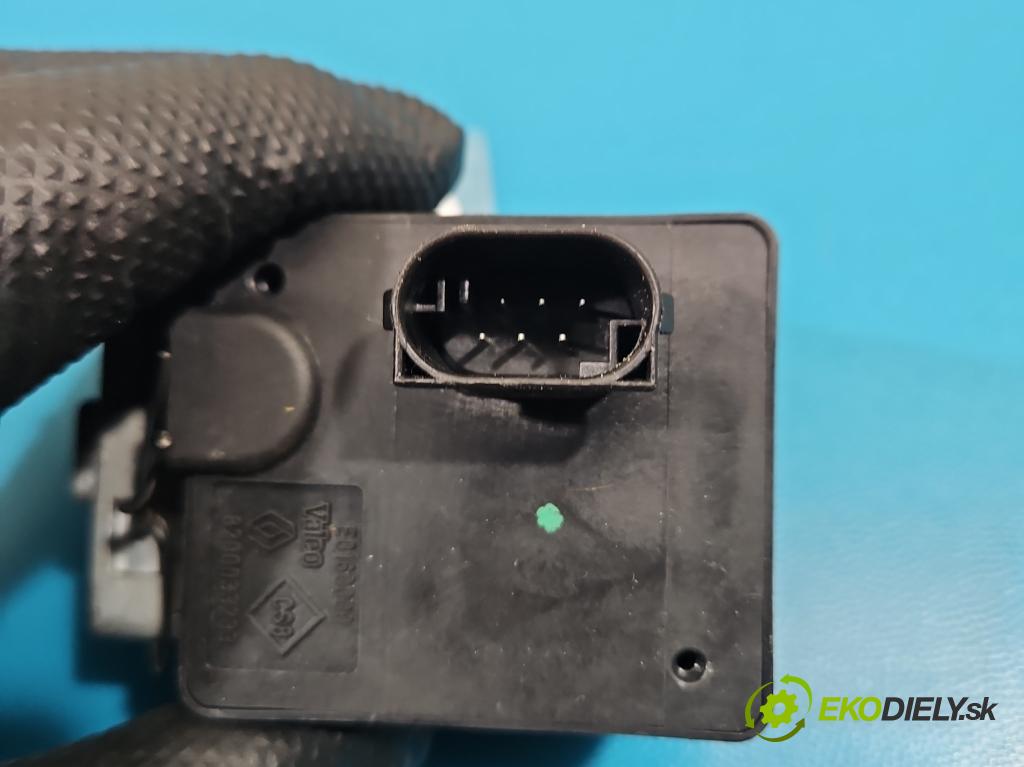 Renault Scenic II 2003-2009 1.9 dci 120 HP manual 88 kW 1870 cm3 5- Blokáda: řízení: 8200033233 (Riadenie ostatné)