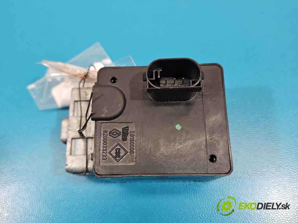 Renault Scenic II 2003-2009 1.9 dci 120 HP manual 88 kW 1870 cm3 5- Blokáda: řízení: 8200033233 (Riadenie ostatné)