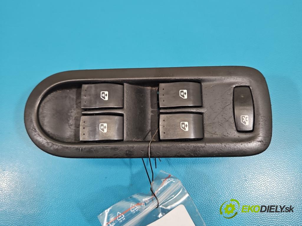 Renault Scenic II 2003-2009 1.9 dci 120 hp manual 88 kW 1870 cm3 5- Přepínač oken zpětných zrcátek 156018070C
