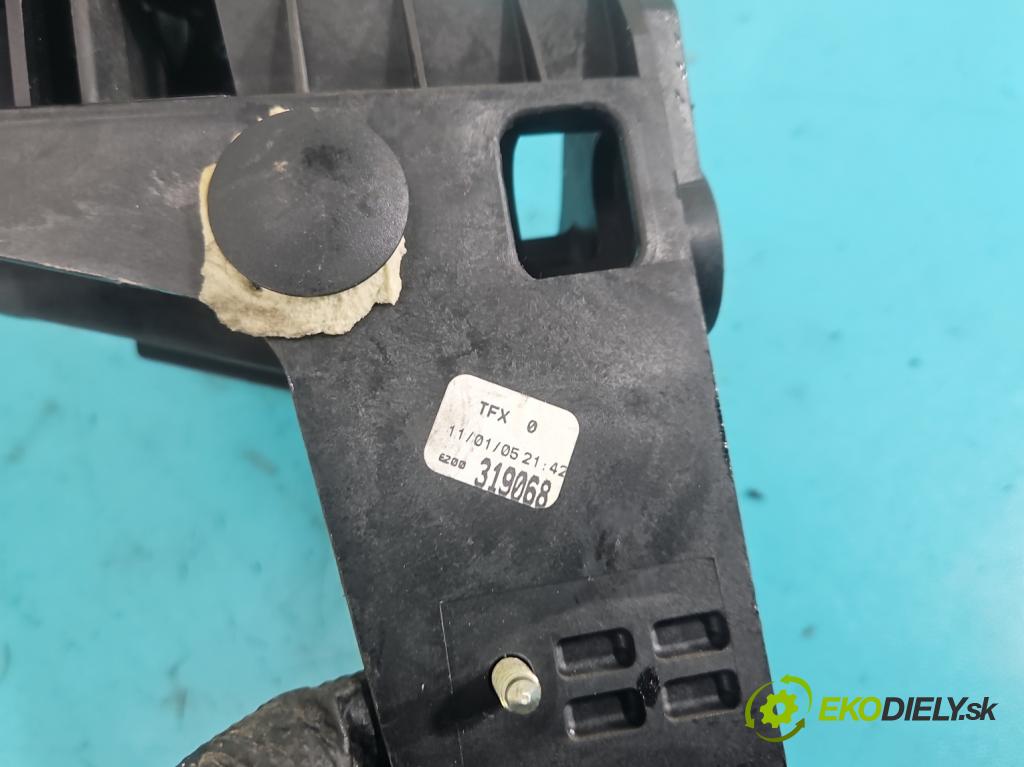 Renault Scenic II 2003-2009 1.9 dci 120 HP manual 88 kW 1870 cm3 5- Páka: Změny: stupeň,rýchlosť  (Rýchlostná páka (kulisa))