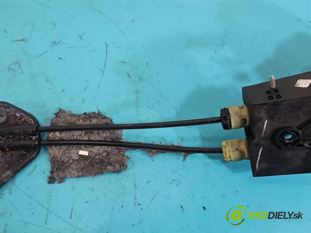 Renault Scenic II 2003-2009 1.9 dci 120 HP manual 88 kW 1870 cm3 5- Páka: Změny: stupeň,rýchlosť  (Rýchlostná páka (kulisa))