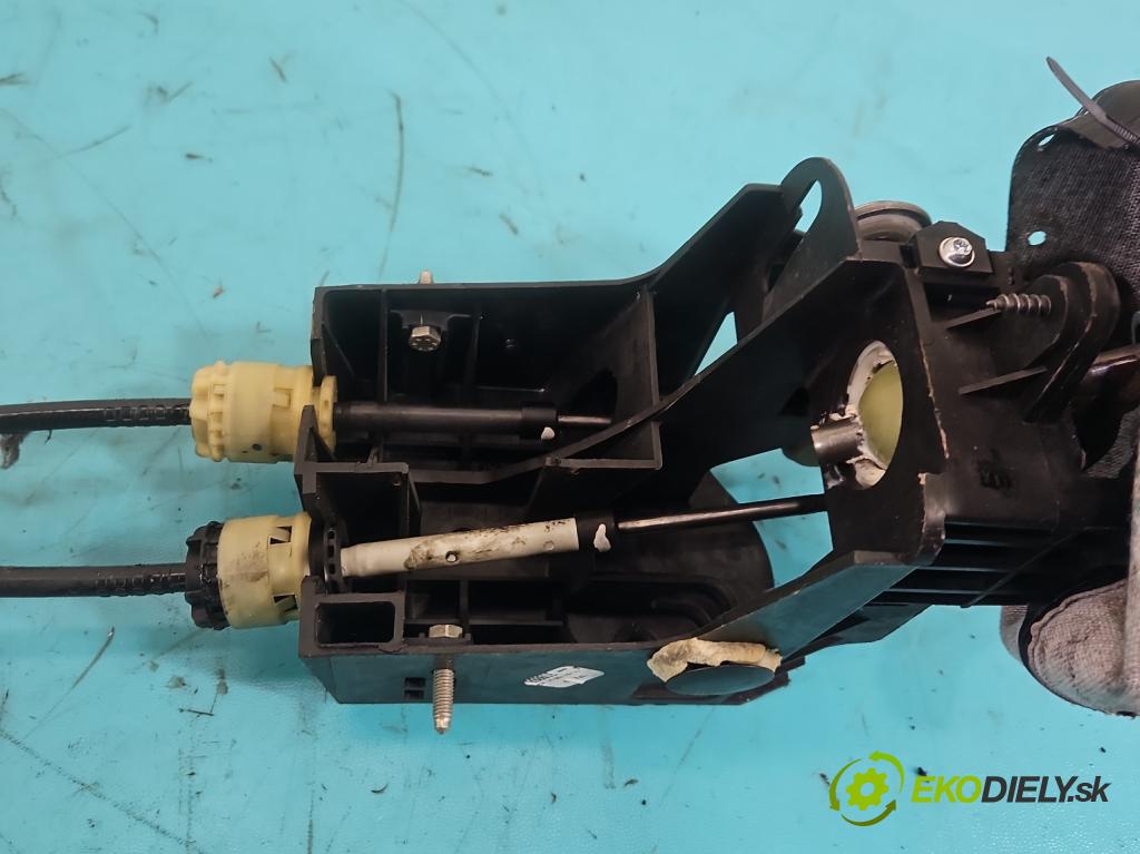 Renault Scenic II 2003-2009 1.9 dci 120 HP manual 88 kW 1870 cm3 5- Páka: Změny: stupeň,rýchlosť  (Rýchlostná páka (kulisa))