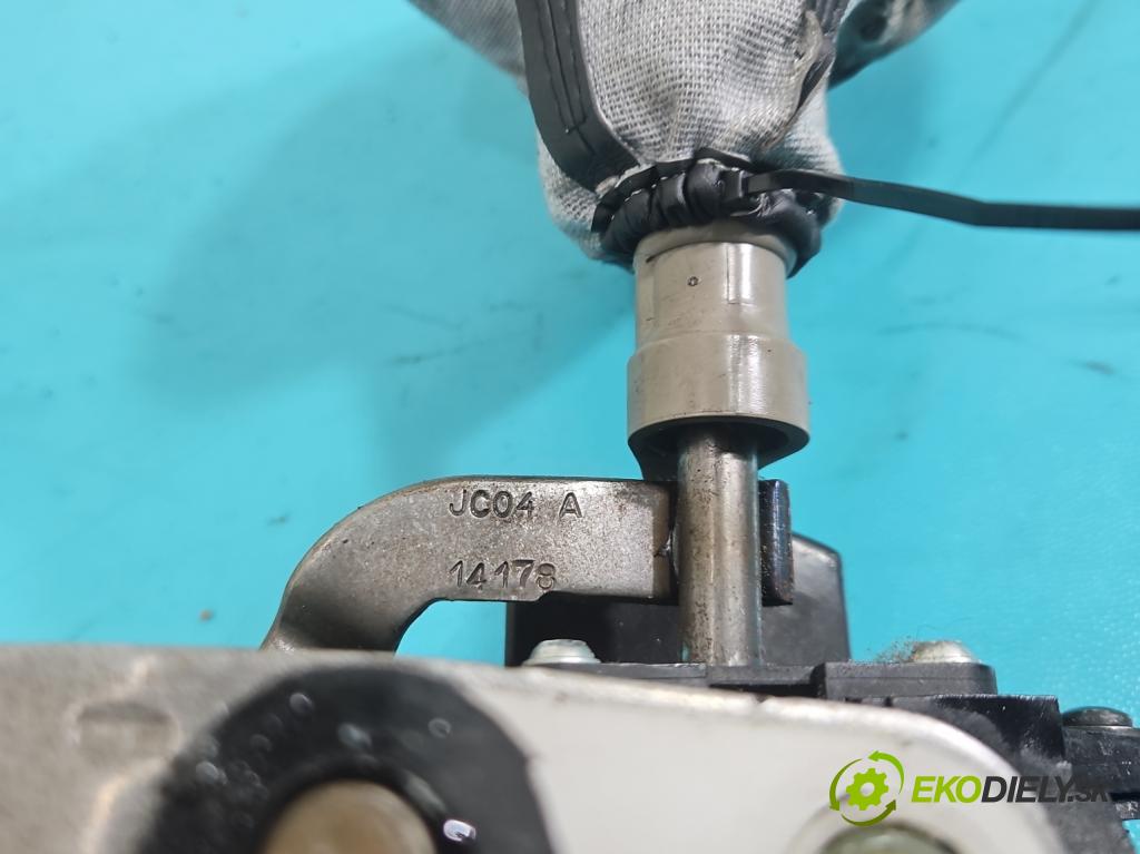 Renault Scenic II 2003-2009 1.9 dci 120 HP manual 88 kW 1870 cm3 5- Páka: Změny: stupeň,rýchlosť  (Rýchlostná páka (kulisa))