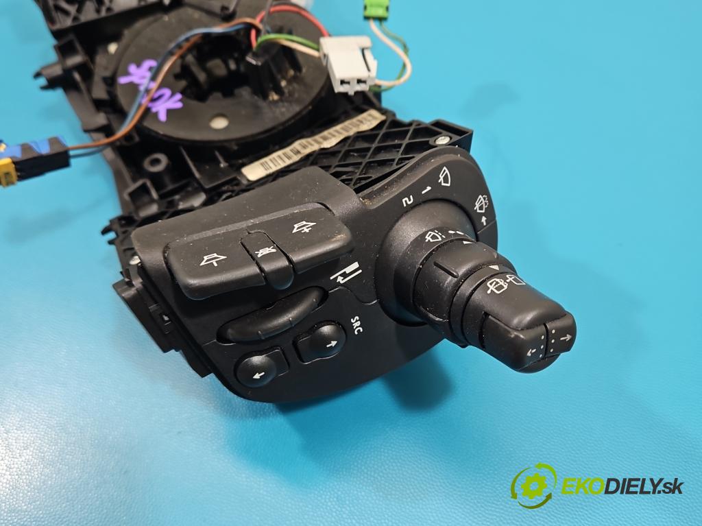 Renault Scenic II 2003-2009 1.9 dci 120 HP manual 88 kW 1870 cm3 5- prepínač komplex: 820012772709 (Prepínacie páčky pod volantom)