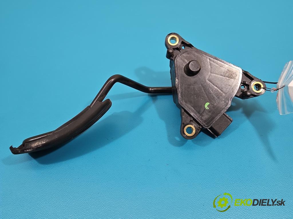 Renault Scenic II 2003-2009 1.9 dci 120 hp manual 88 kW 1870 cm3 5- pedal plyn: potenciometr: 8200159645