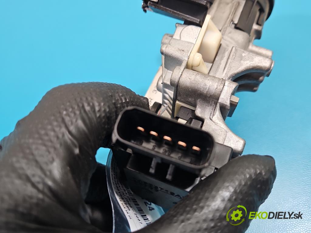 Chrysler Voyager IV 2000-2007 2.8 CRD 150 HP automatic 110 kW 2776 cm3 5- Spínačka 5WY7227E (Spínacia skrinka)